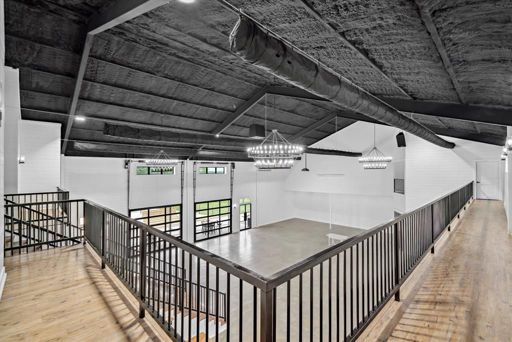 J BURLESON & S BIVENS - Commercial Sale