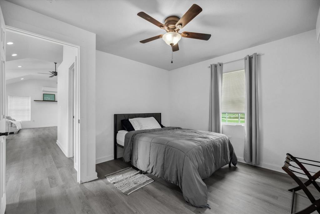 J BURLESON & S BIVENS - Commercial Sale