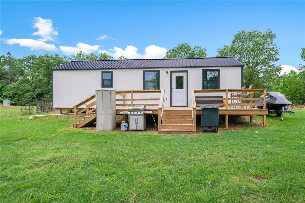 J BURLESON & S BIVENS - Commercial Sale