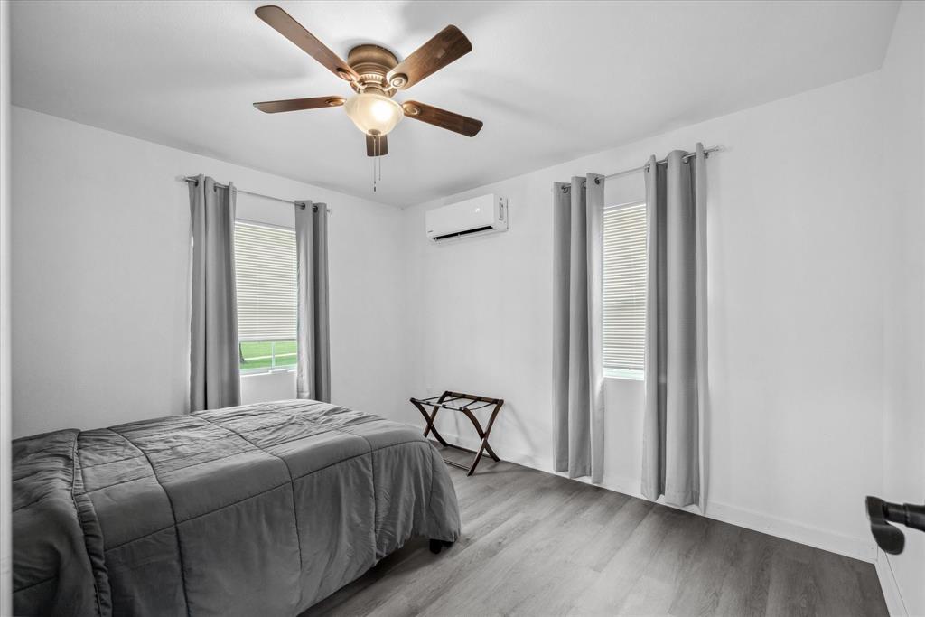 J BURLESON & S BIVENS - Commercial Sale