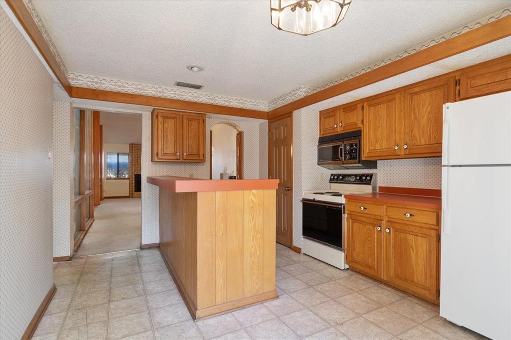 Country Club Village Add - Residential