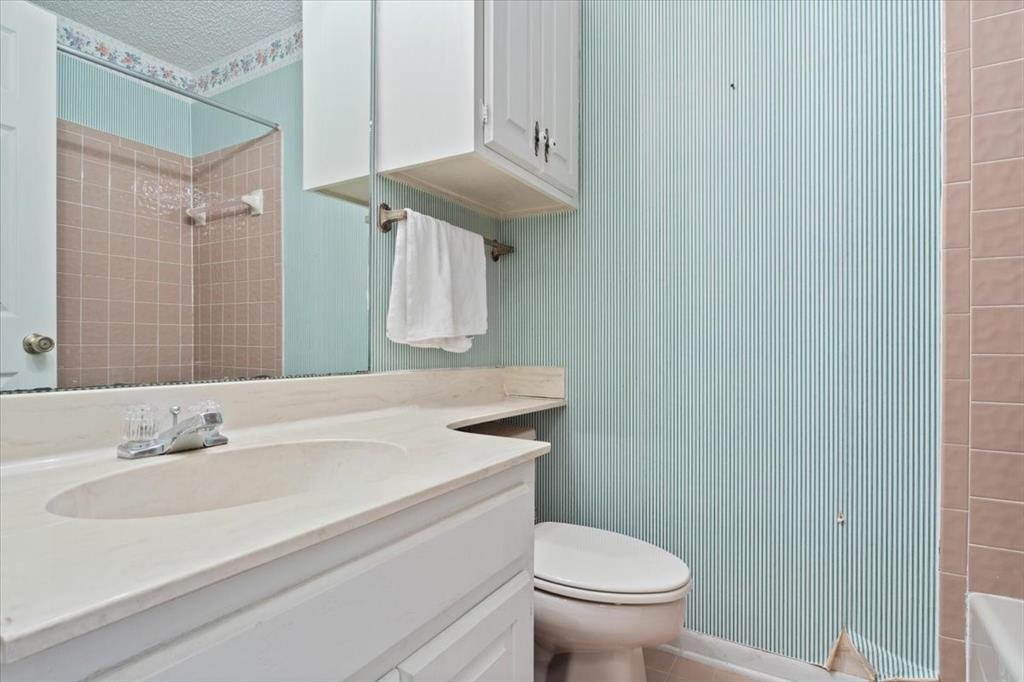 Country Club Village Add - Residential