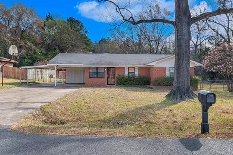 8533 Meadow Parkway Drive Shreveport LA 71108