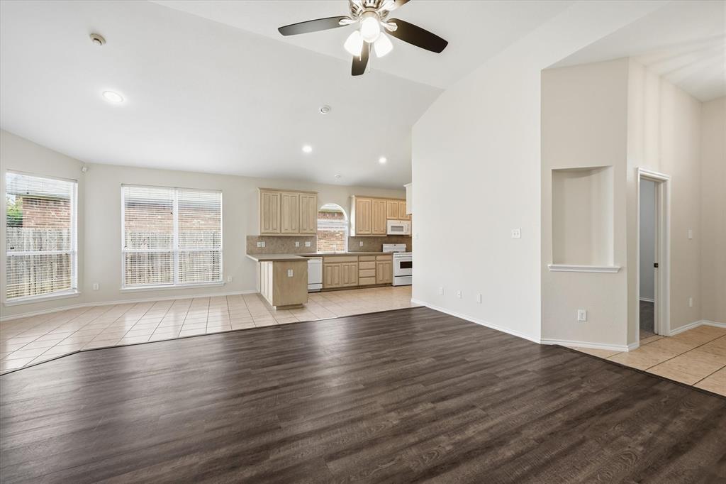 3023 Stallion Crossing