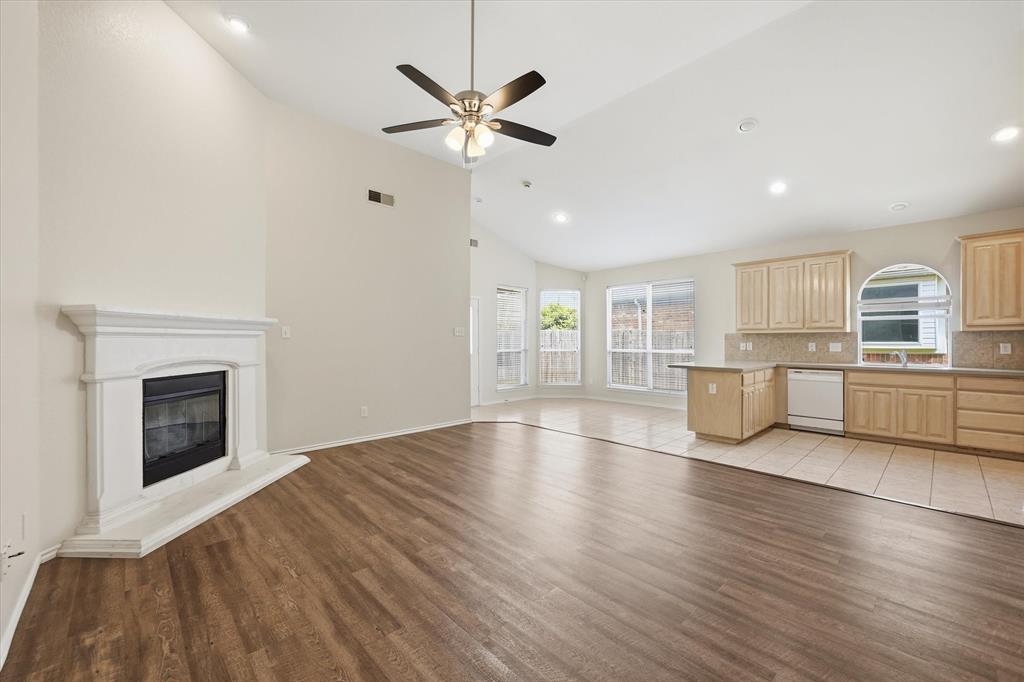 3023 Stallion Crossing