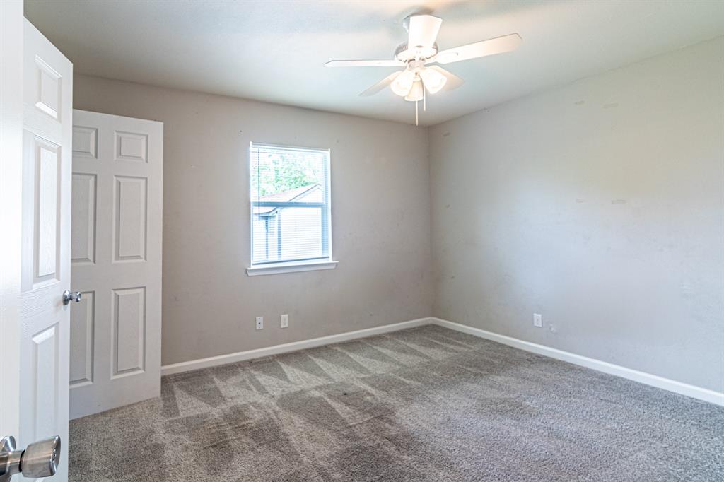Merrifield Manor - Residential