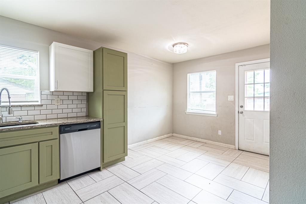 Merrifield Manor - Residential