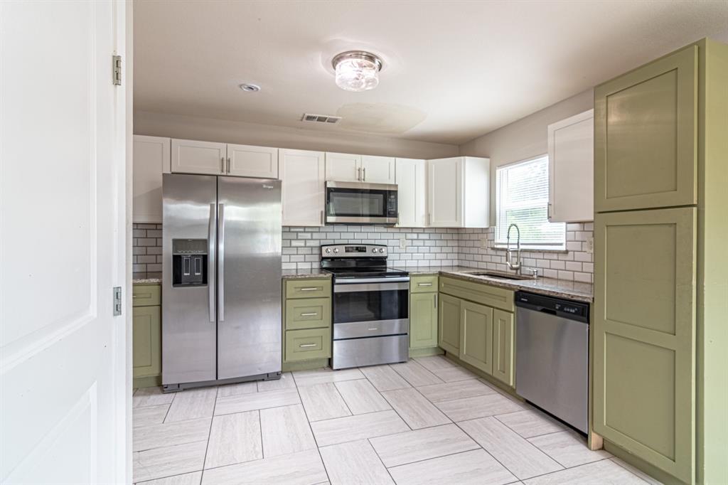 Merrifield Manor - Residential