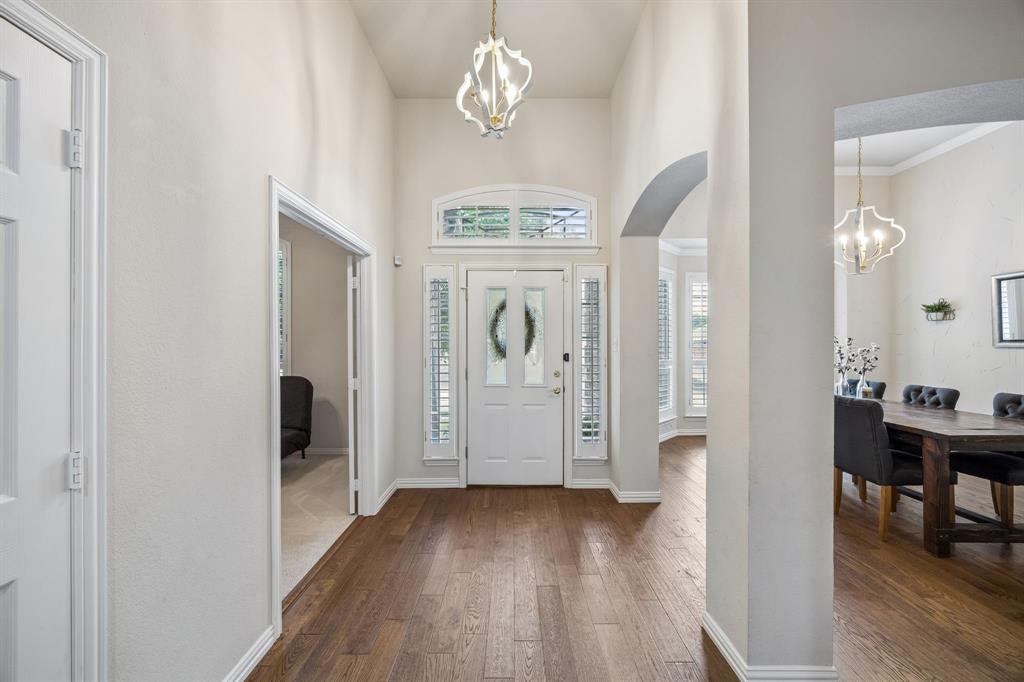 2810 Meadowside Drive