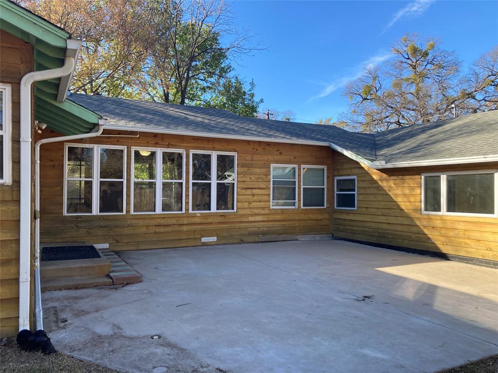 Bronwyn Tara Revision - Residential Lease