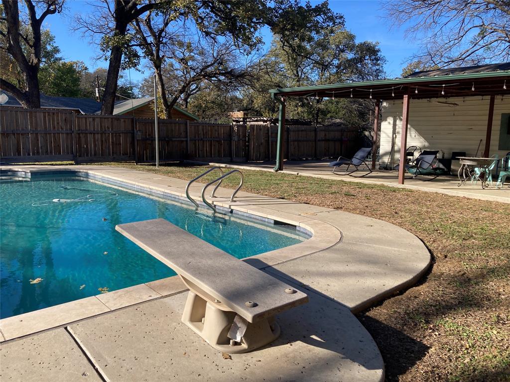 Bronwyn Tara Revision - Residential Lease