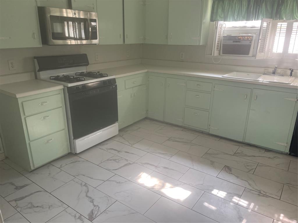 Hillcrest - Residential