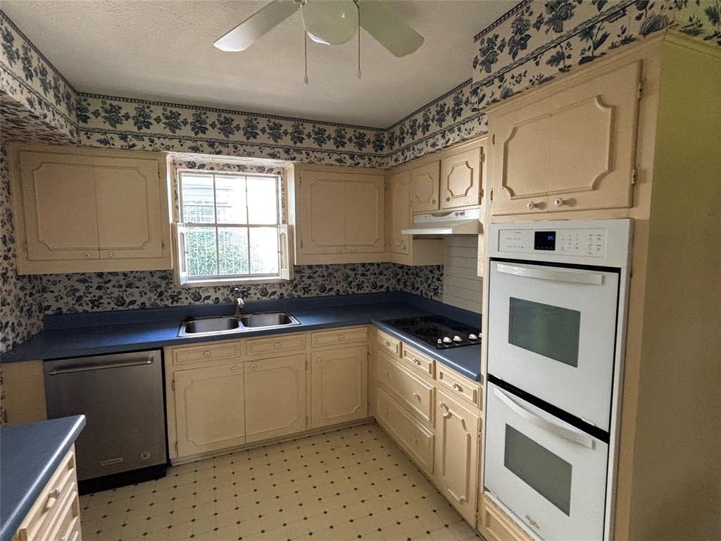 Creekdale Estates - Residential Lease