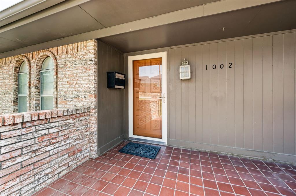 1002 Shady Brook Drive