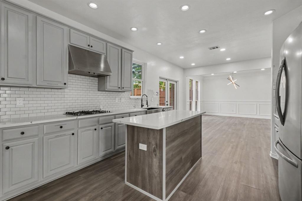 2406 Manchester Drive