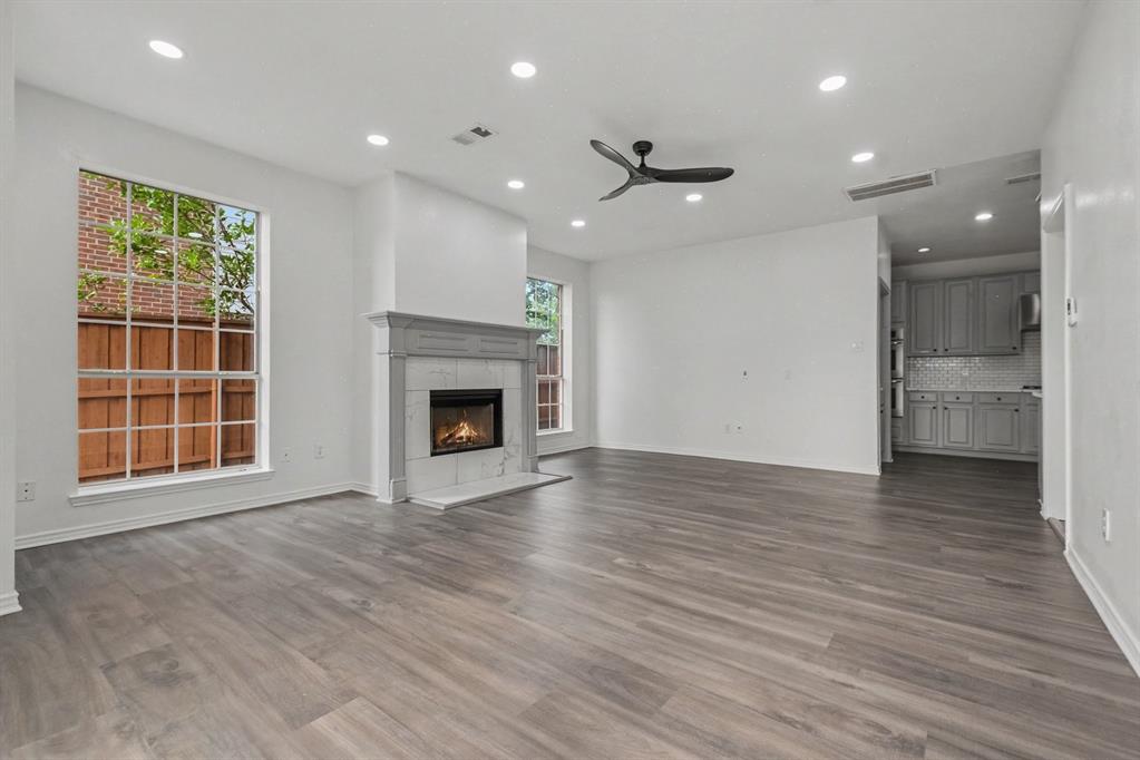 2406 Manchester Drive