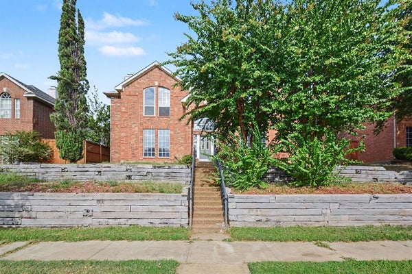 2406 MANCHESTER DR, CARROLLTON, TX 75006 - Image caeb4819c859ebadec5b68909df5bb21/452875583