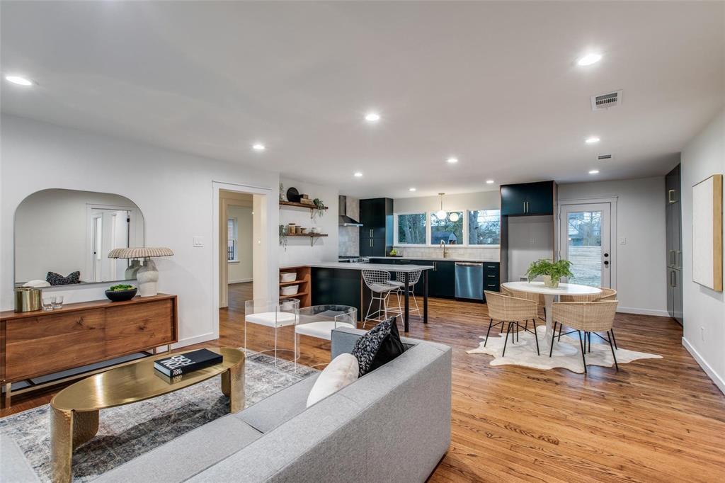 2236 Hartline Drive