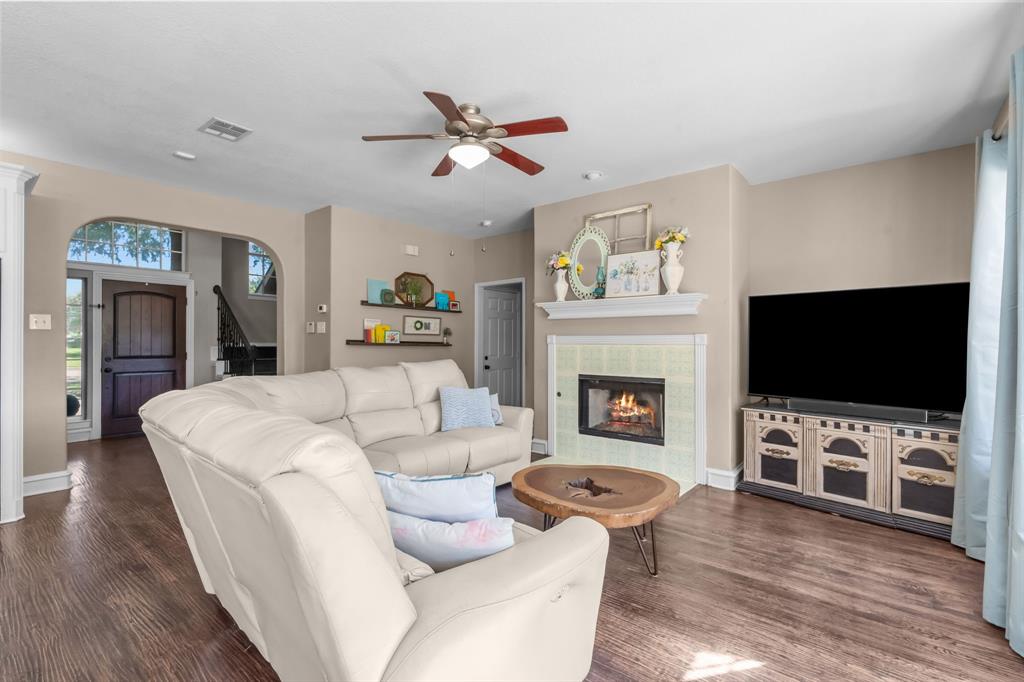 1 Cimarron Court
