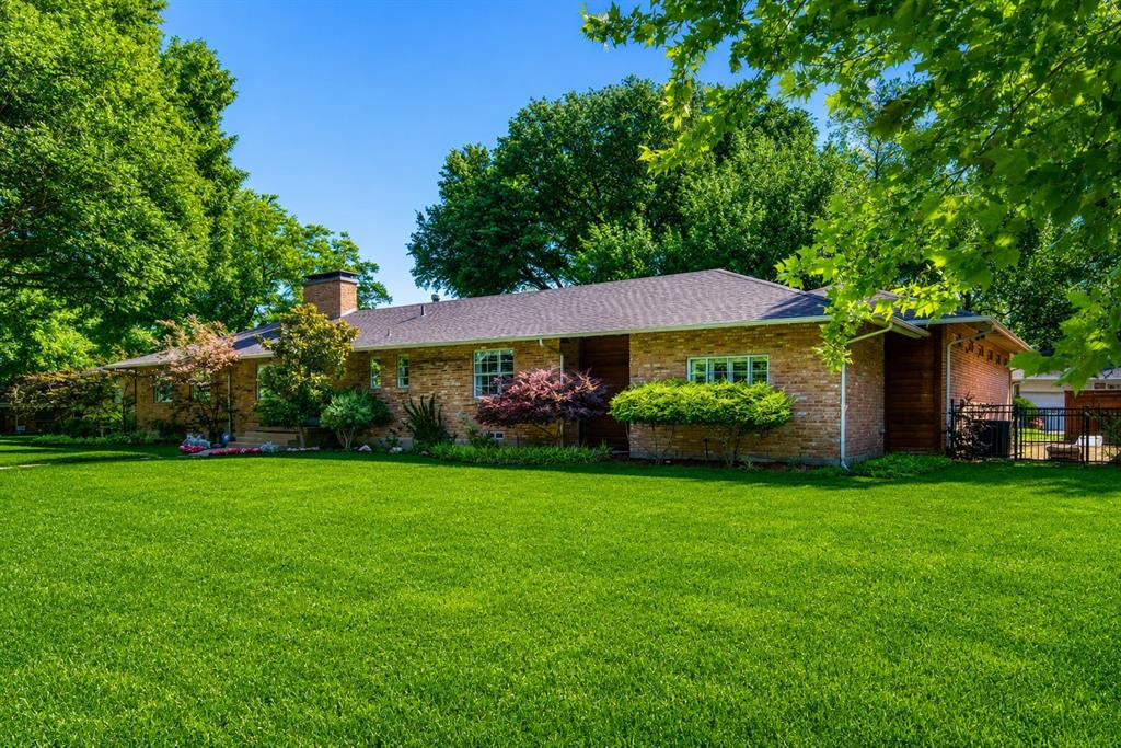 Casa Linda Estates - Residential