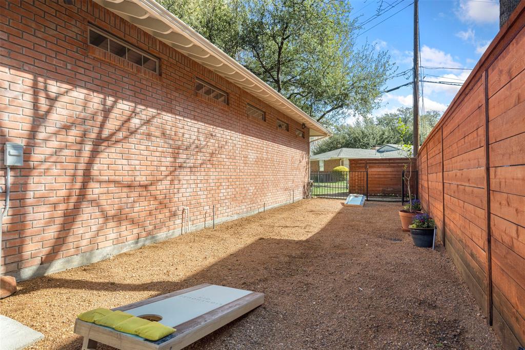 Casa Linda Estates - Residential