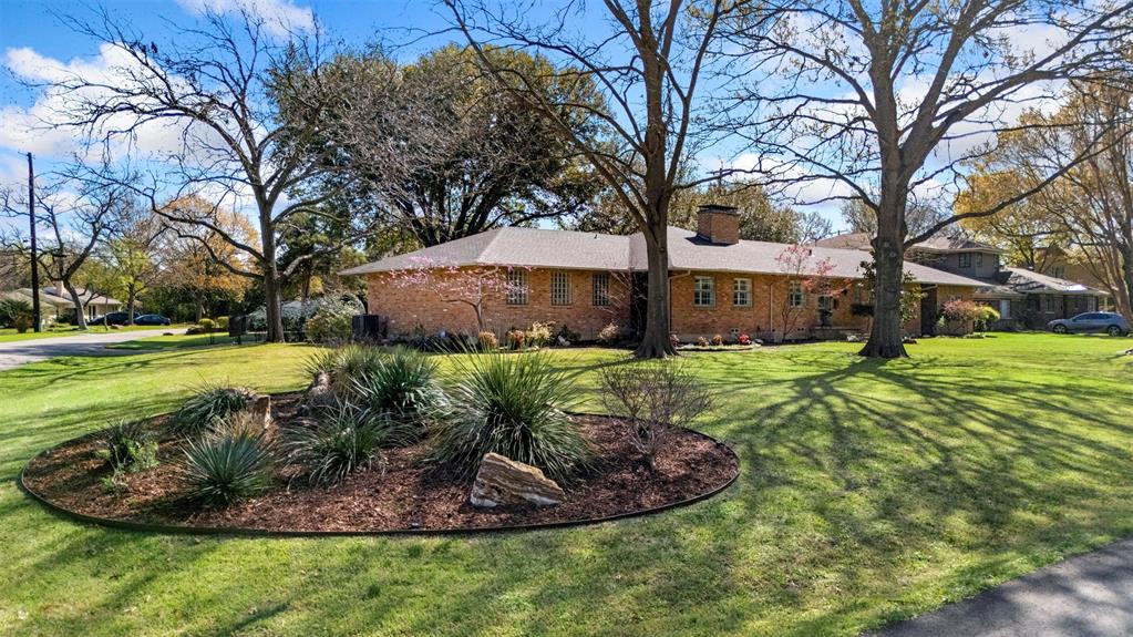 Casa Linda Estates - Residential