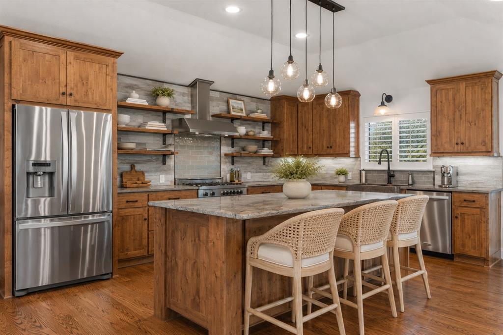 Casa Linda Estates - Residential