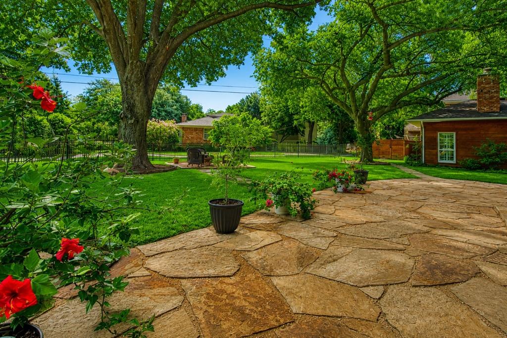 Casa Linda Estates - Residential