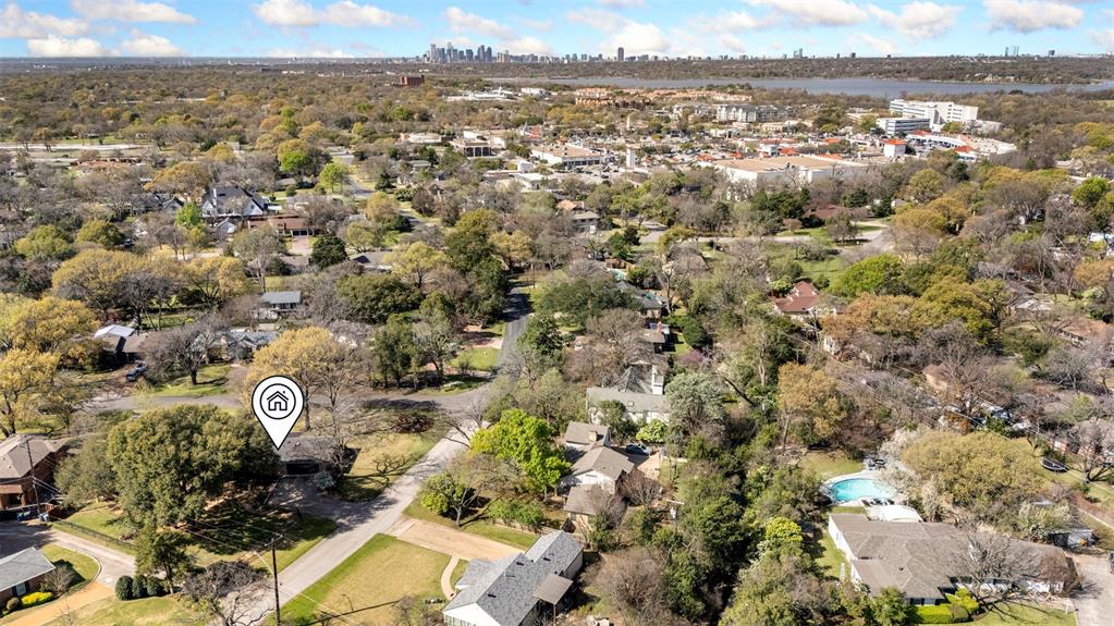 Casa Linda Estates - Residential