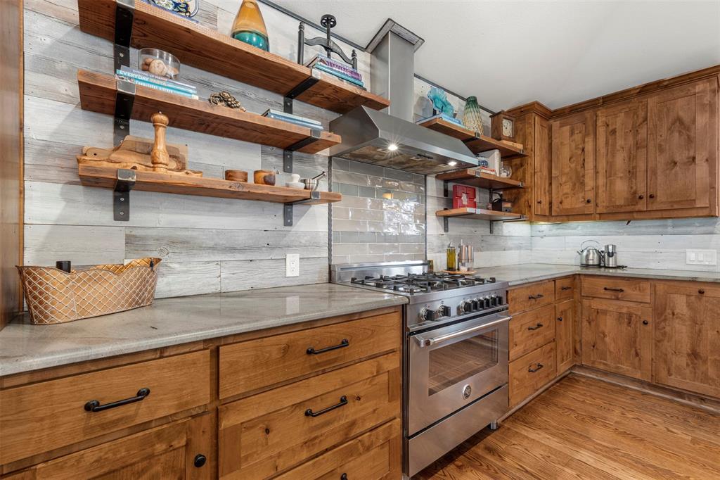 Casa Linda Estates - Residential