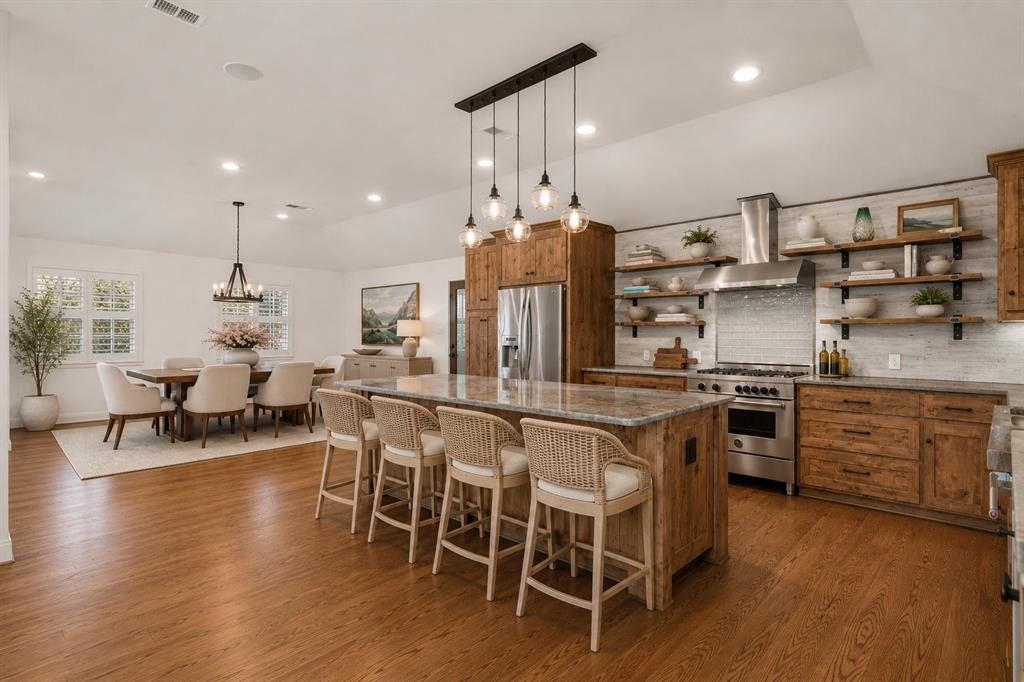 Casa Linda Estates - Residential