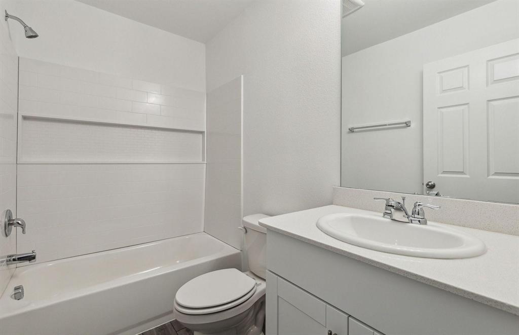 Lake Meadow - Residential Lease