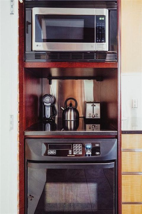 Tiny photo for 5301 W Mockingbird Lane, Dallas, TX 75209 (MLS # 21232981)