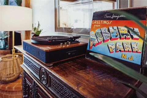 Tiny photo for 5301 W Mockingbird Lane, Dallas, TX 75209 (MLS # 21232981)