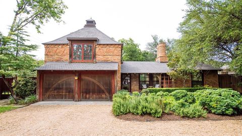 Tiny photo for 5301 W Mockingbird Lane, Dallas, TX 75209 (MLS # 21232981)