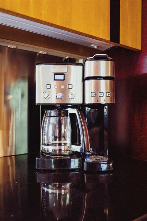 Tiny photo for 5301 W Mockingbird Lane, Dallas, TX 75209 (MLS # 21232981)