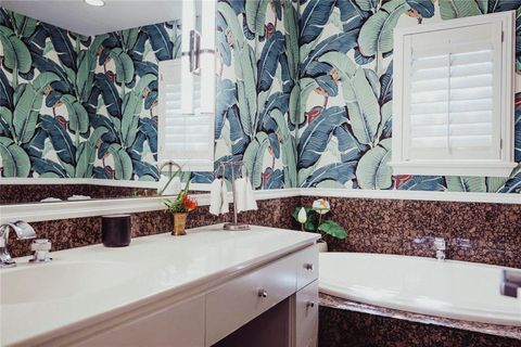 Tiny photo for 5301 W Mockingbird Lane, Dallas, TX 75209 (MLS # 21232981)