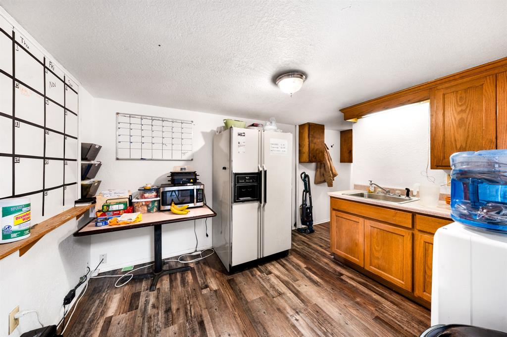 Country Estates - Commercial Sale