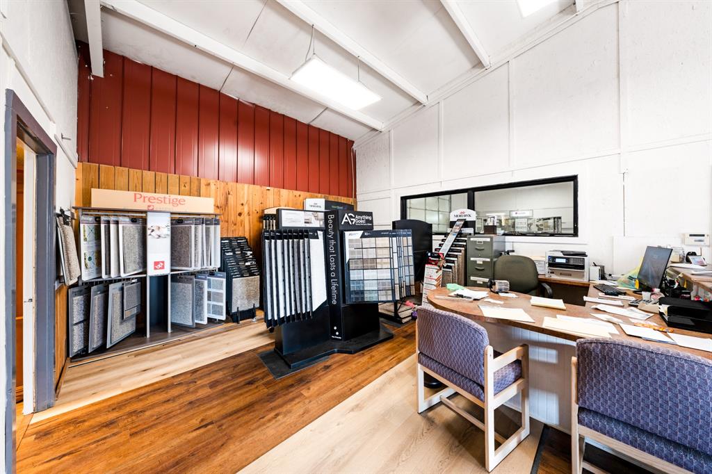 Country Estates - Commercial Sale