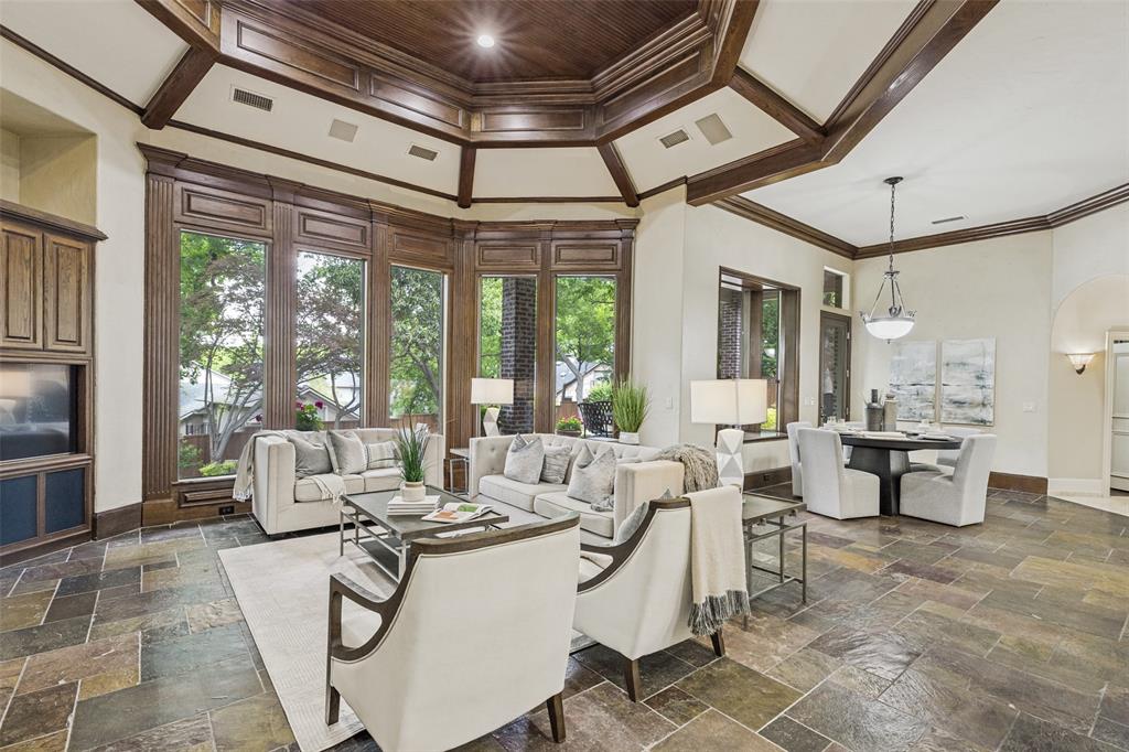 Shoal Creek - Residential