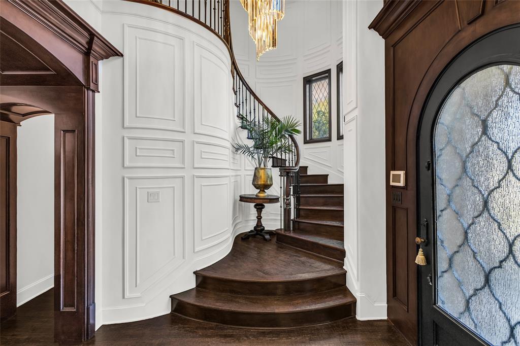 8900 Baltusrol Drive