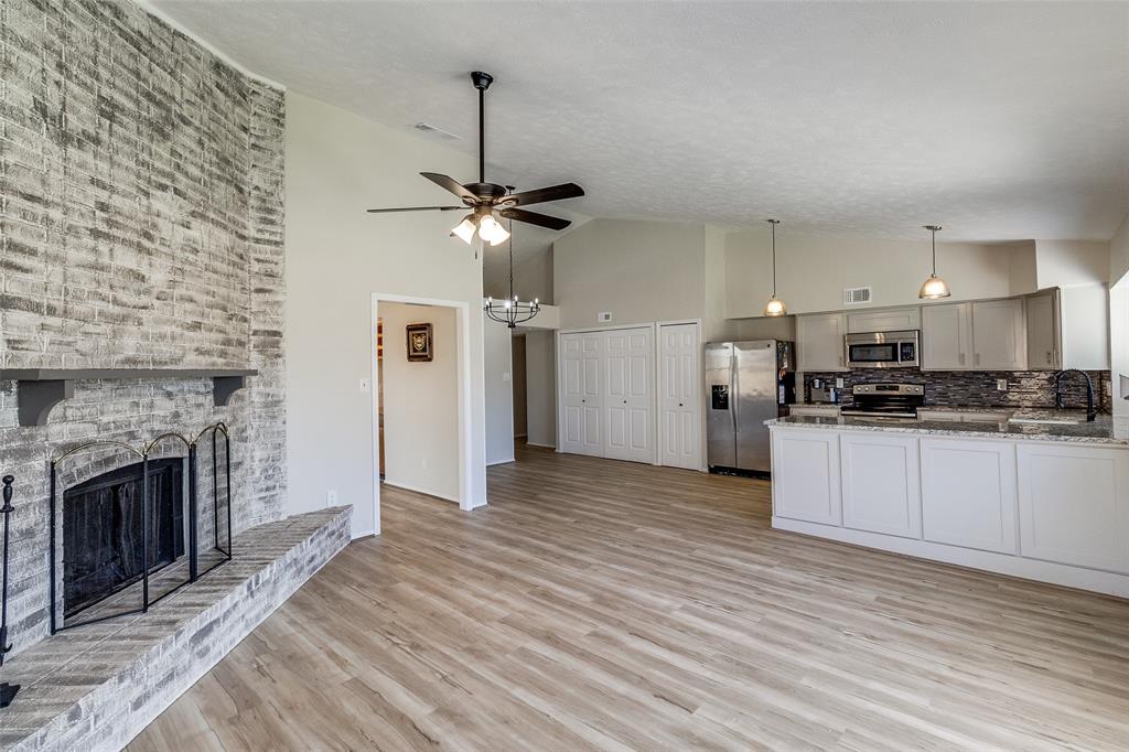 1307 Crestwood Court