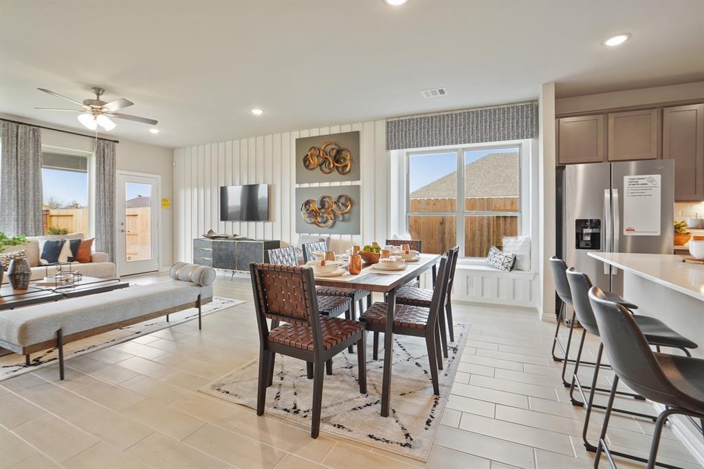 4744 Farmers Drive