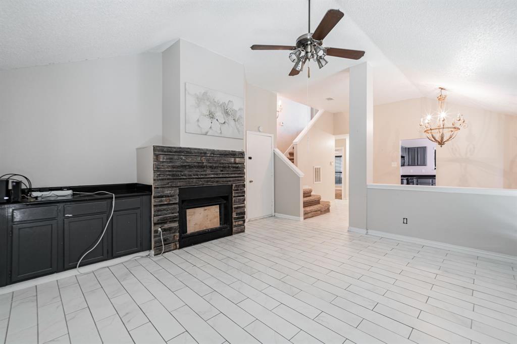 Hillside Oaks Ph 01 - Residential