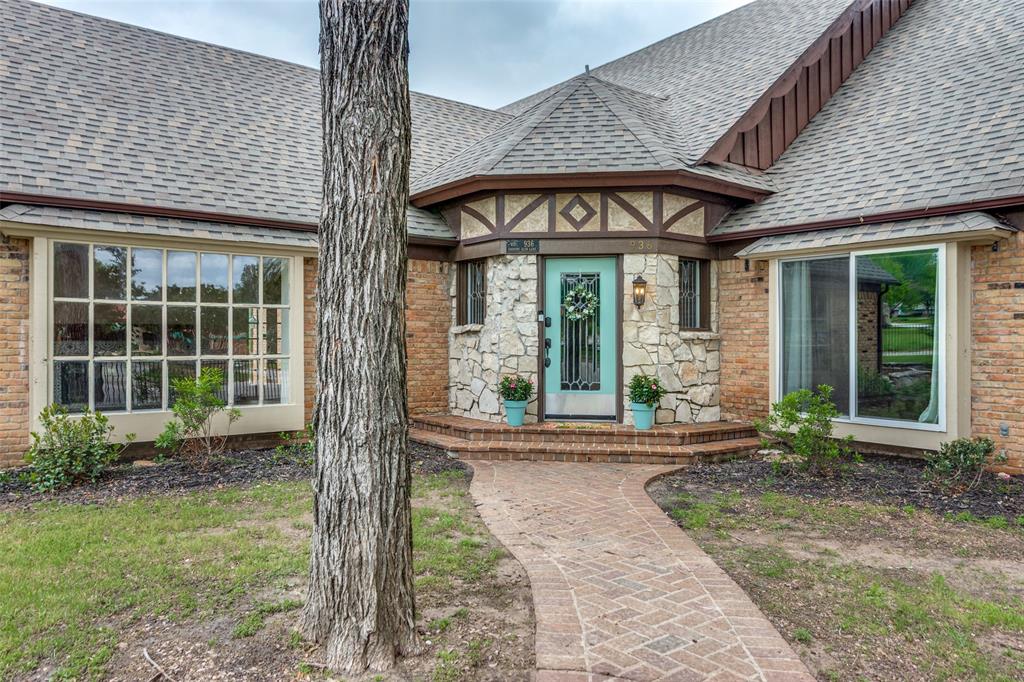 936 Country Club Lane