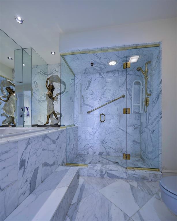 Bonaventure Condo - Residential