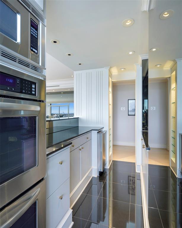 Bonaventure Condo - Residential