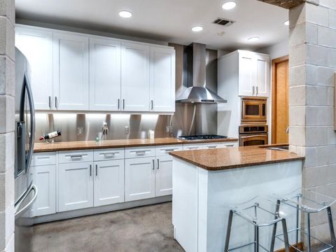 Tiny photo for 3827 Commerce Street, Dallas, TX 75226 (MLS # 20955060)