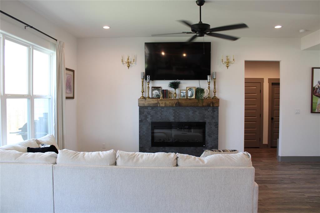 9221 Parkview
