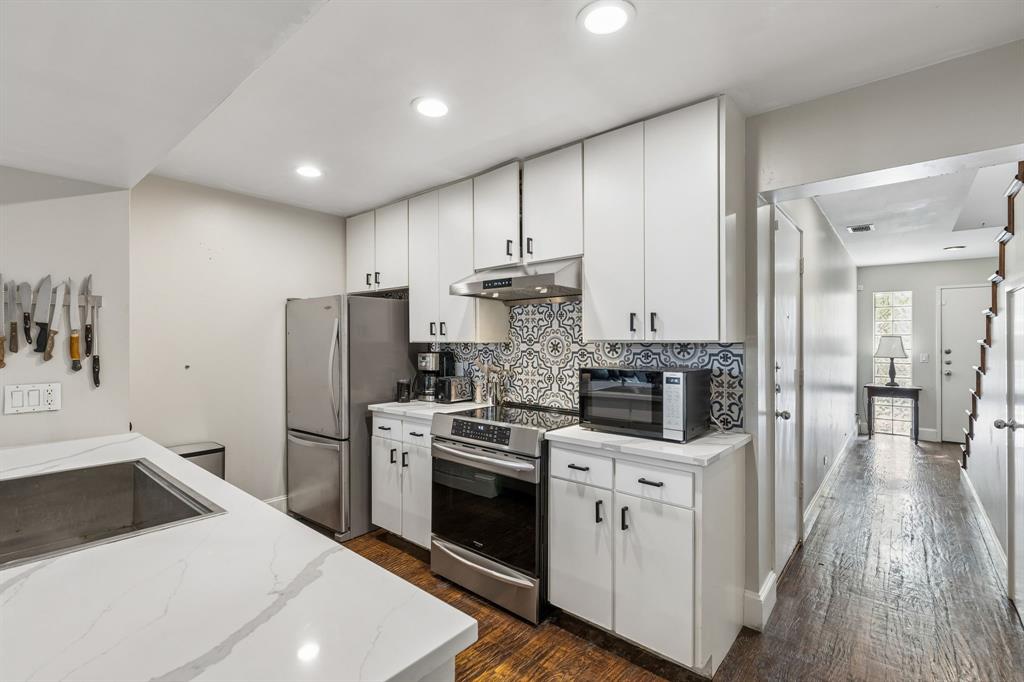 4134 Travis Street Condos - Residential